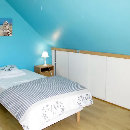 Holiday Dans La Prairie - Cez404 *